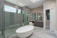 Master Bath | G2-4350-S Santa Cruz House Plan